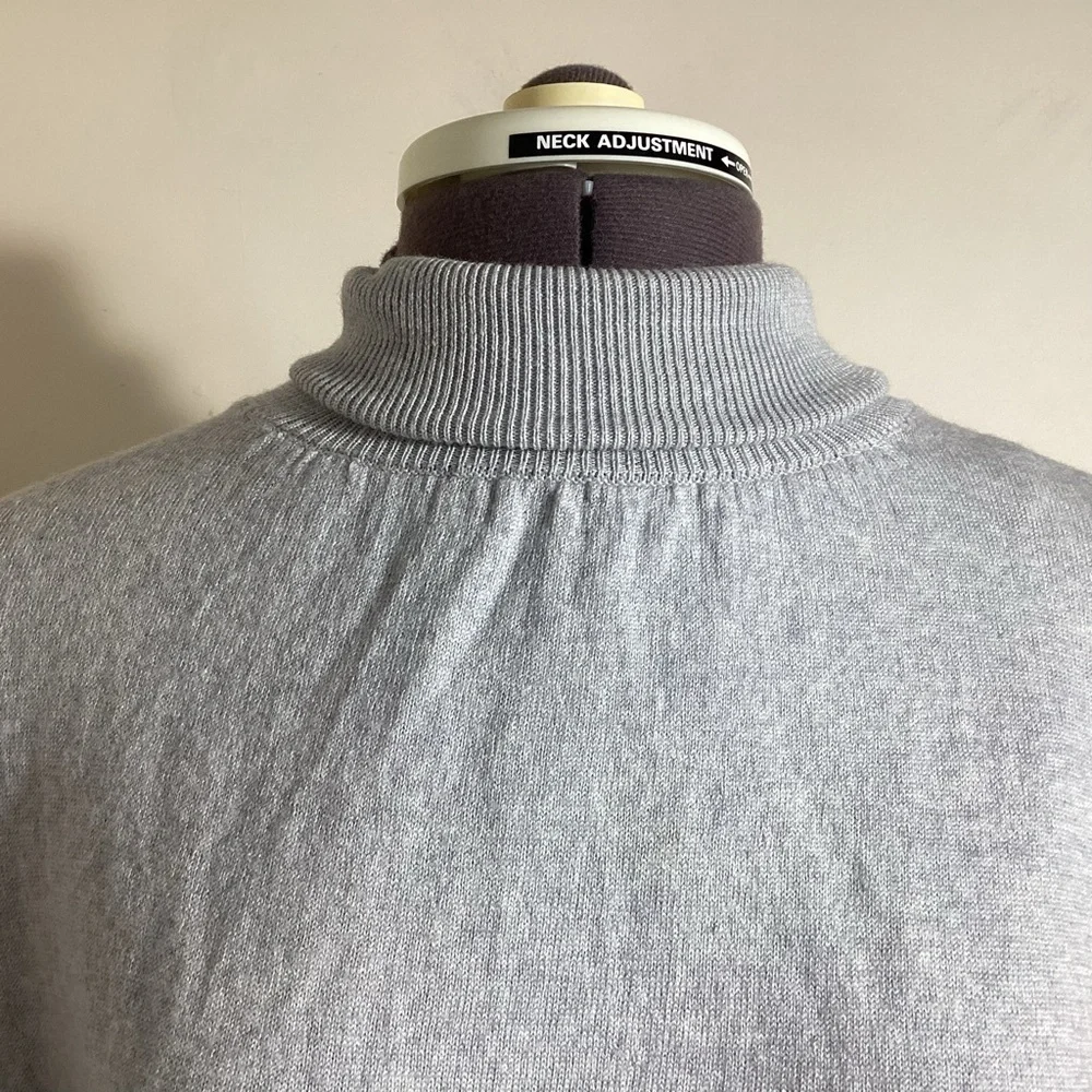 Ann Taylor 100% Merino Wool Turtleneck Sweater M - Picture 8 of 14